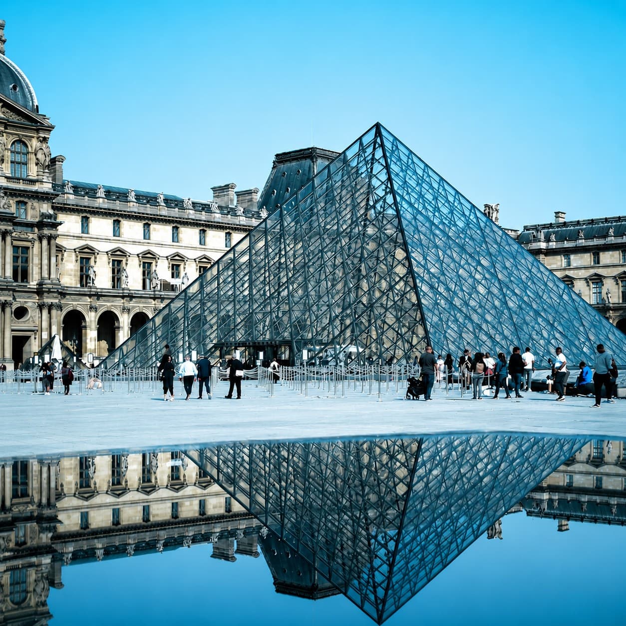 Louvre Pyramid reflection, engineering iconic architecture